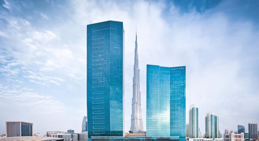 48 Burj Gate