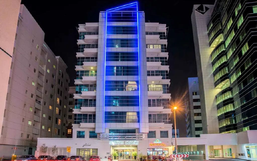Pearl Coast