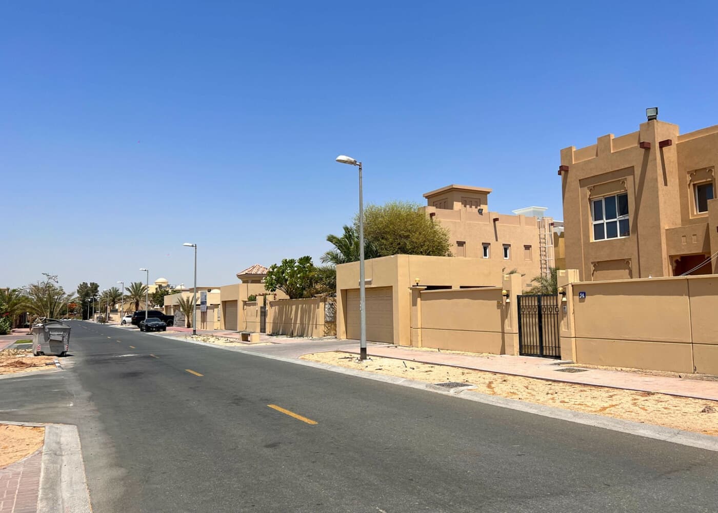 Oud Al Muteena Villa Complex