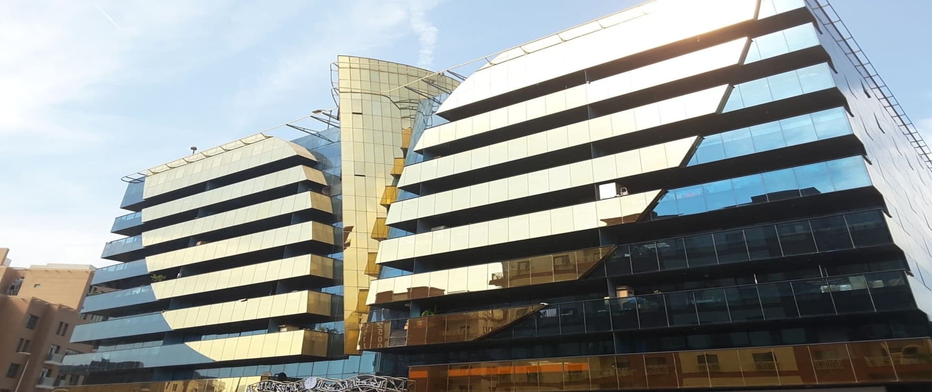 Al Attar Escala