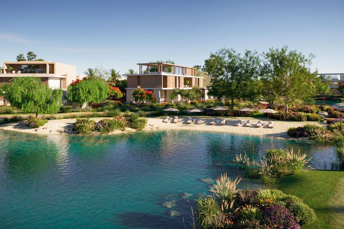 Luxury Lifestyle Living | Large Plot | Lagoon View
