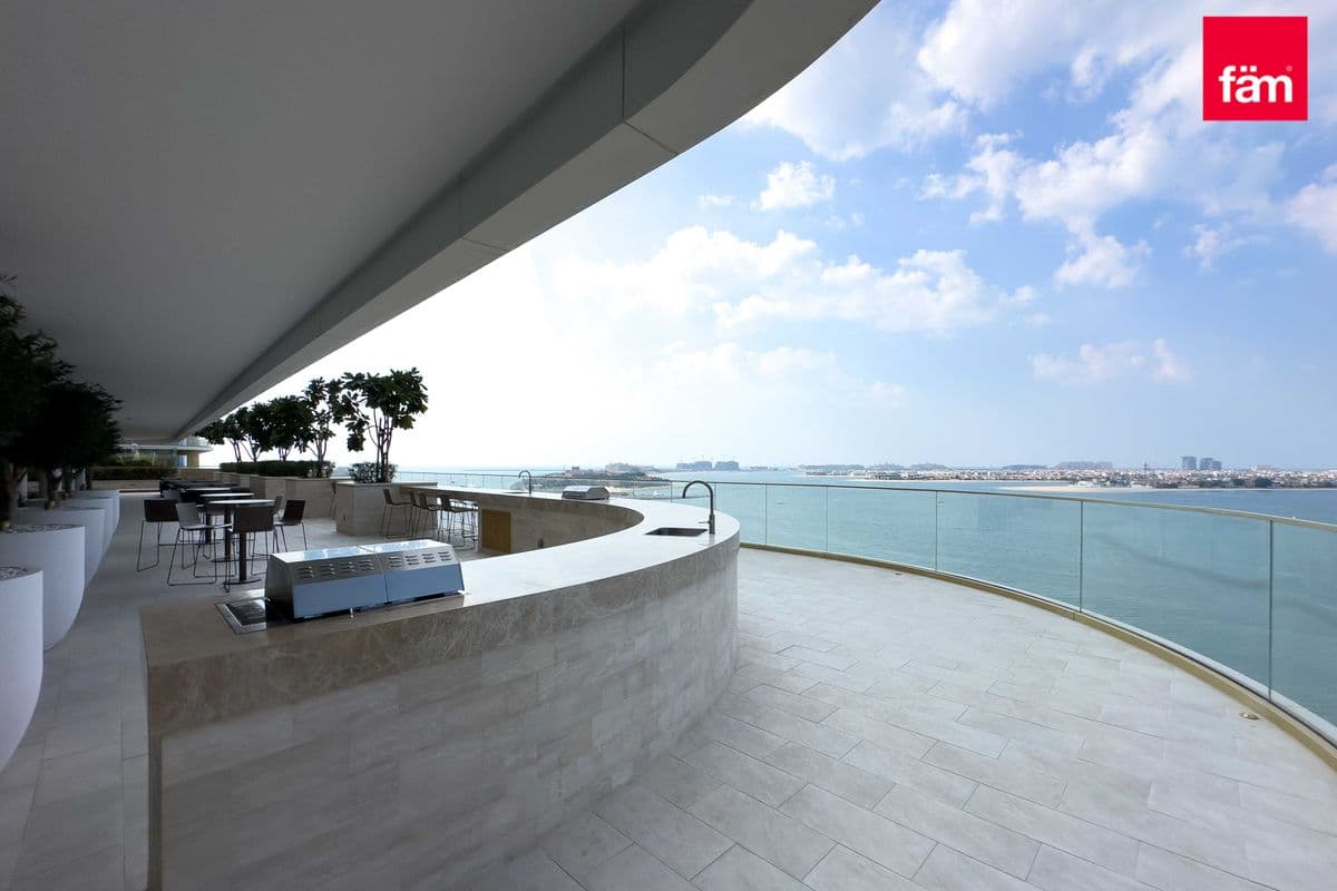 Luxury Living | Fully Upgraded | Spacious
