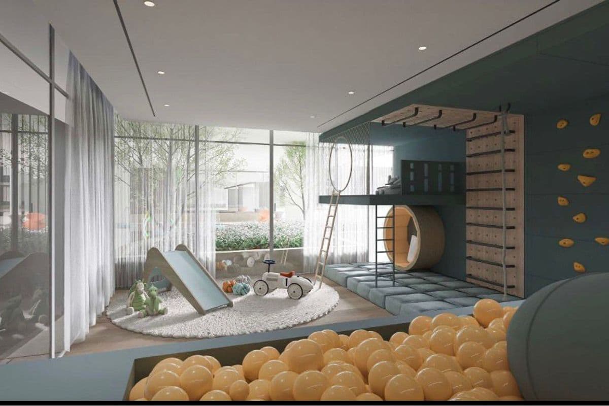 Samart Luxury Home | Prime Location | Skyline View