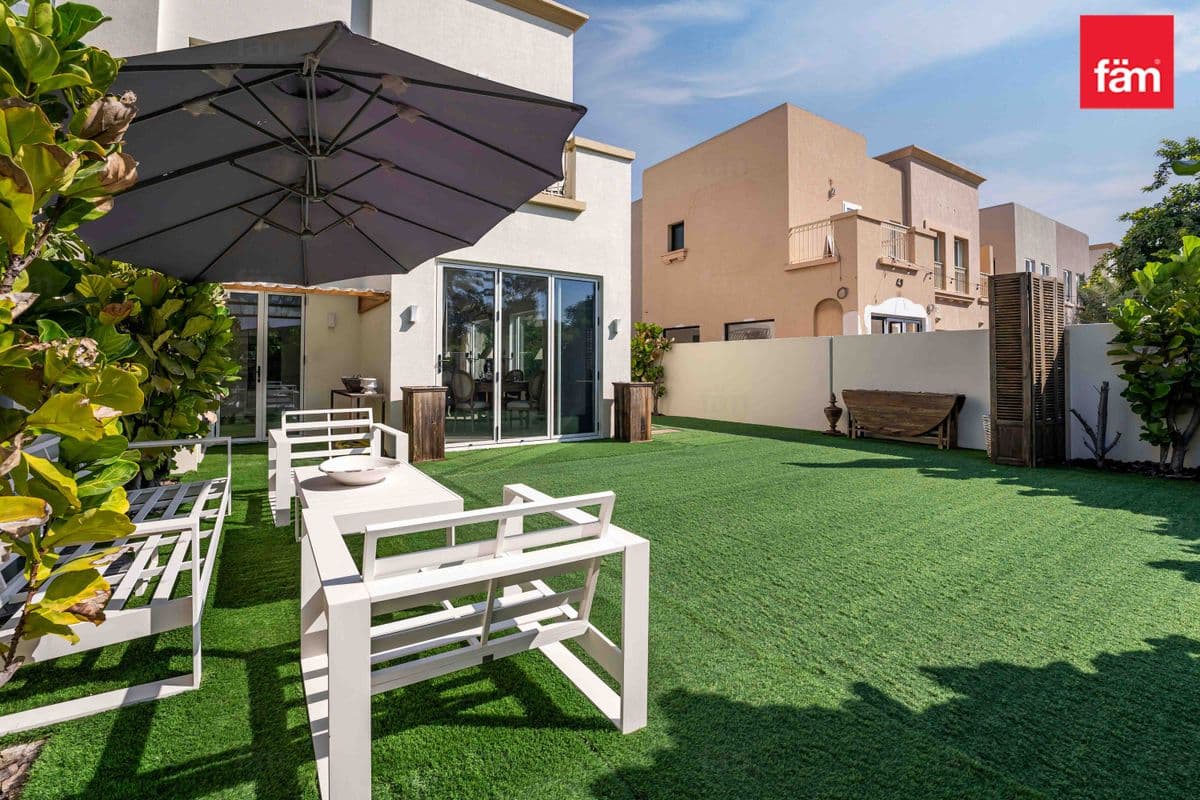 Extended To 3 Bedrooms|Fully Upgraded