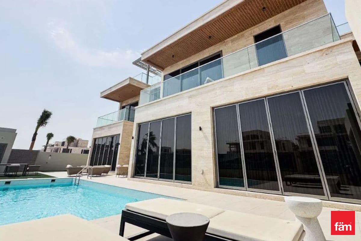 7br Luxury Living Mansion |Single Row | On Lagoon