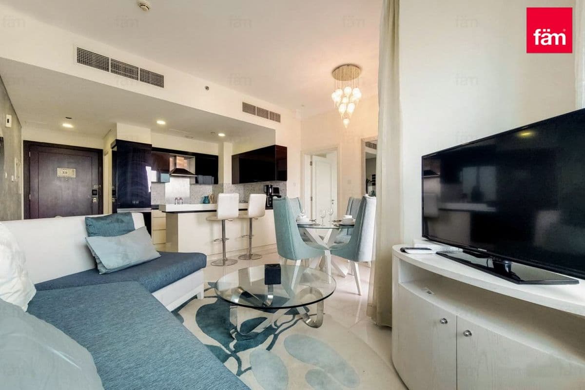 Top Floor | Lake/Zaabeel/Skyline View | Furnished