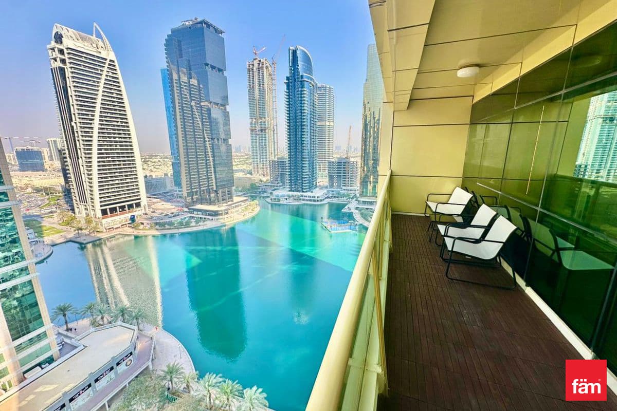 Vacant|Lake View|High End Upgrade| Fully Furnished