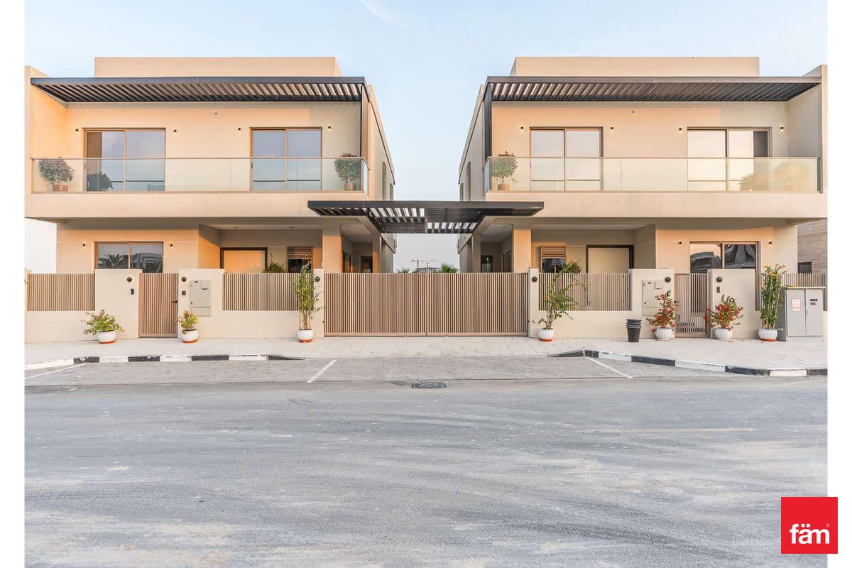 Spacious 4br + Maid | Modern Twin Villa | Vastu