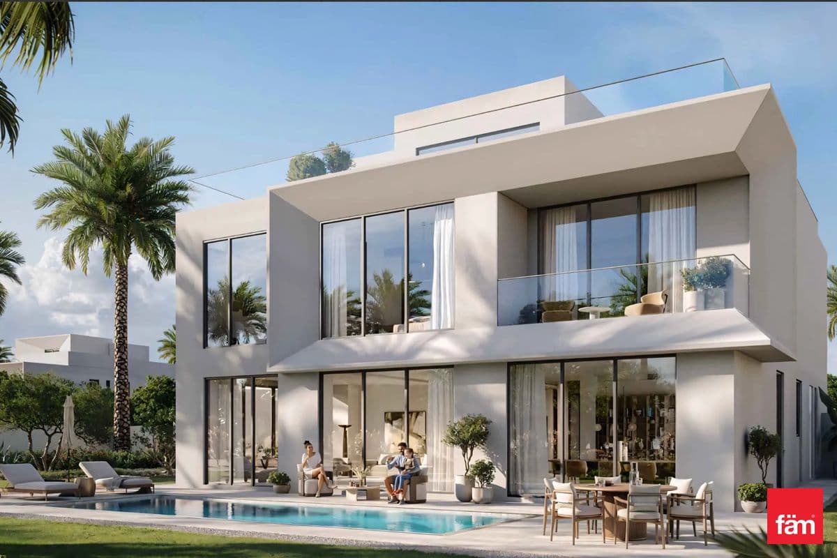 Luxury Designed Large Villa | Direct To The Canal