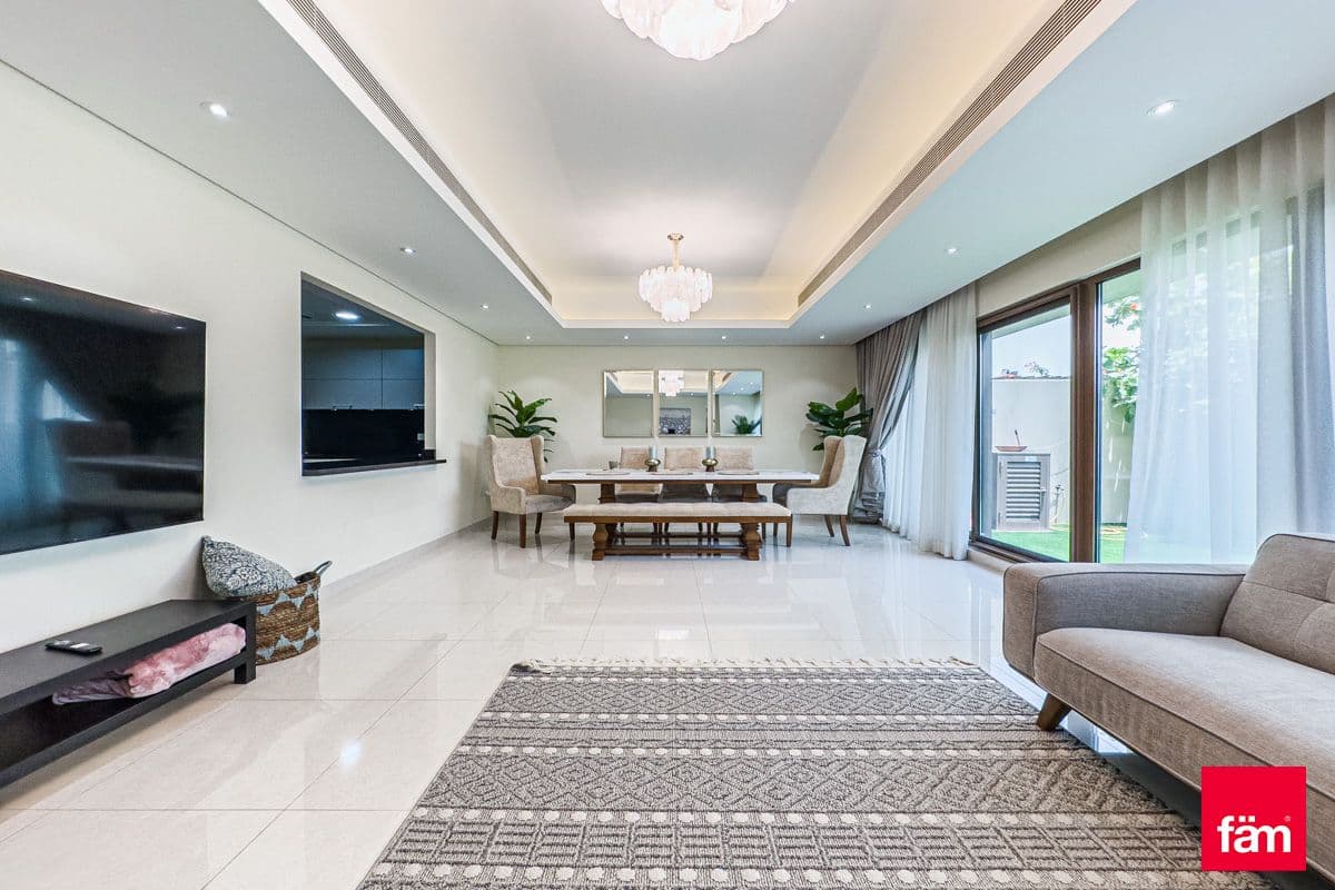Single Row | Vacant Soon | Unfurnished | Skyline