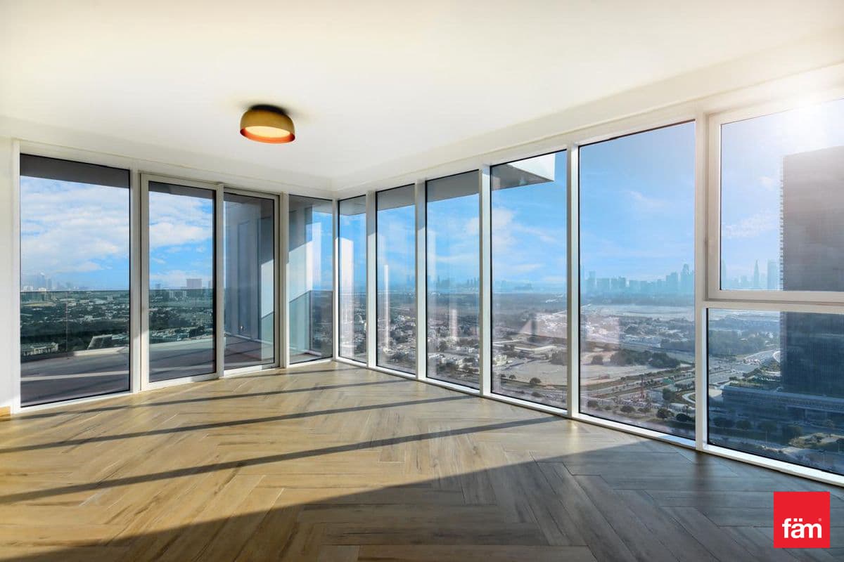 Vacant I Unfurnished I High Floor
