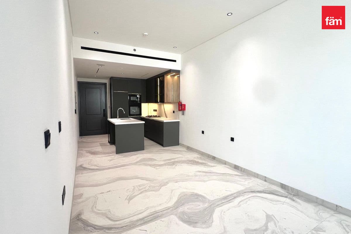 Ready To Move 3 Bed + Maid + Pool | Ultra Luxury
