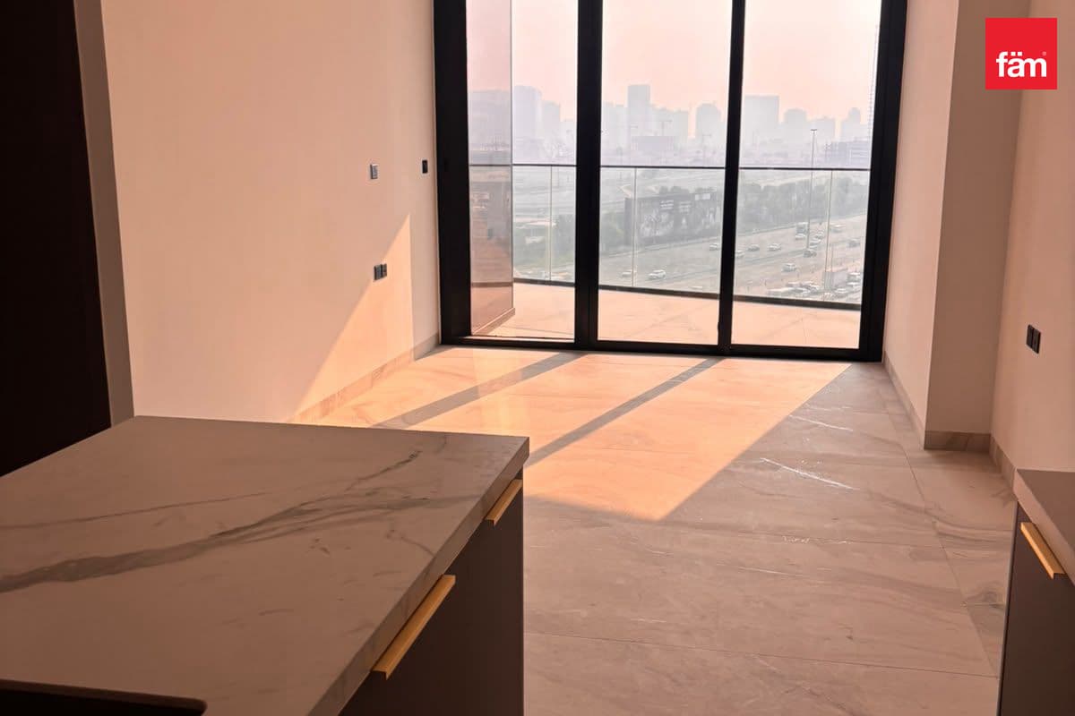 Brand New | High Floor | Large Layout