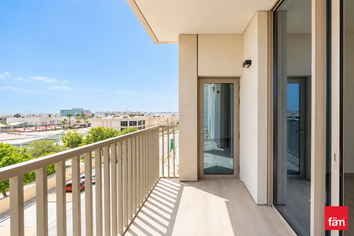 New Building| Community Experience| Bright Unit