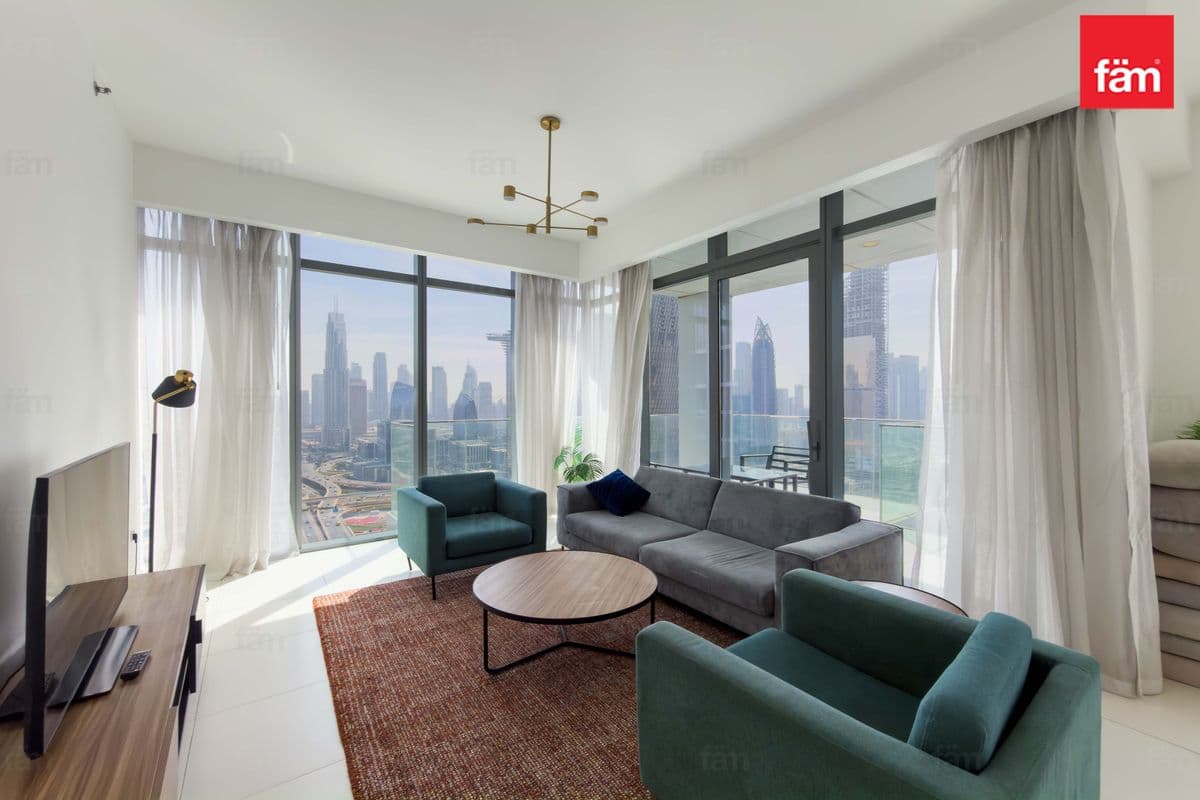 High Floor | Natural Light | Huge Size| Sea Views