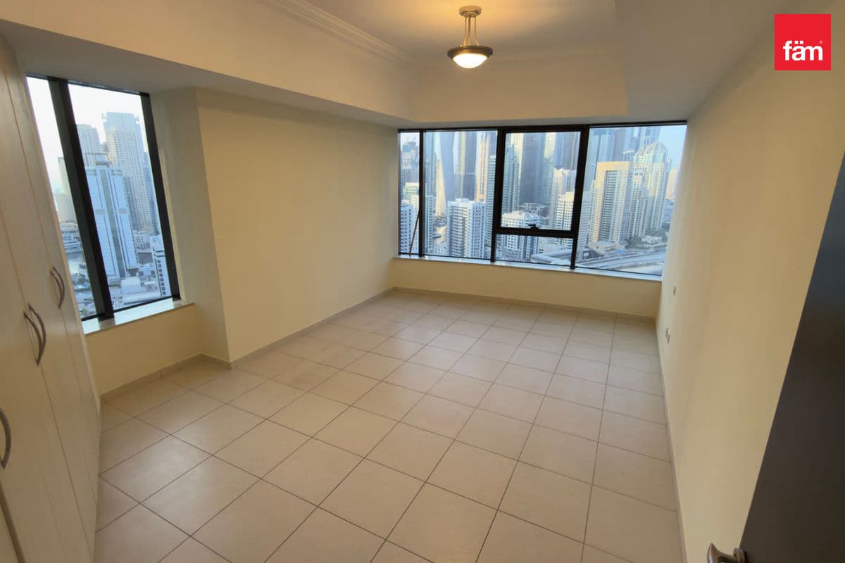Chiller Free | Next To Metro | Vacant | Maids Room