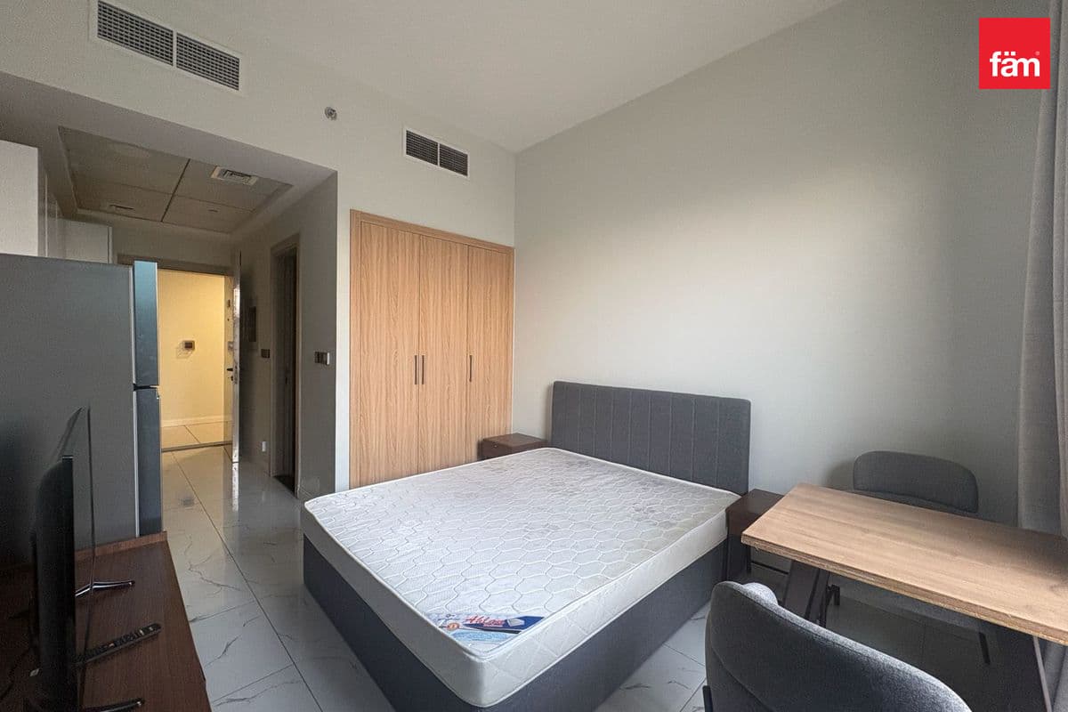 Beside Metro | Fully Furnished | Vacant Soon