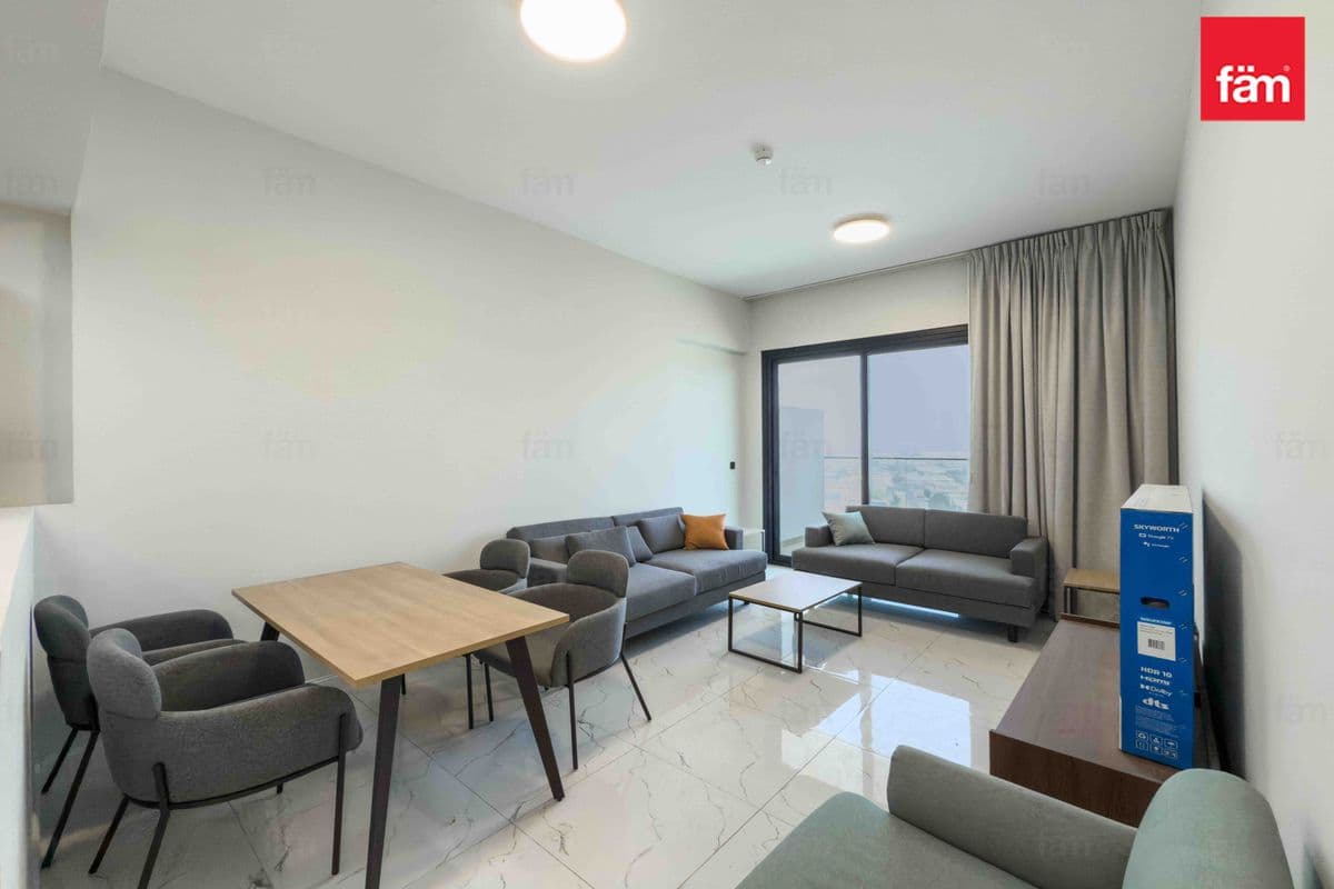 Exclusive | Furnished | Beside Metro