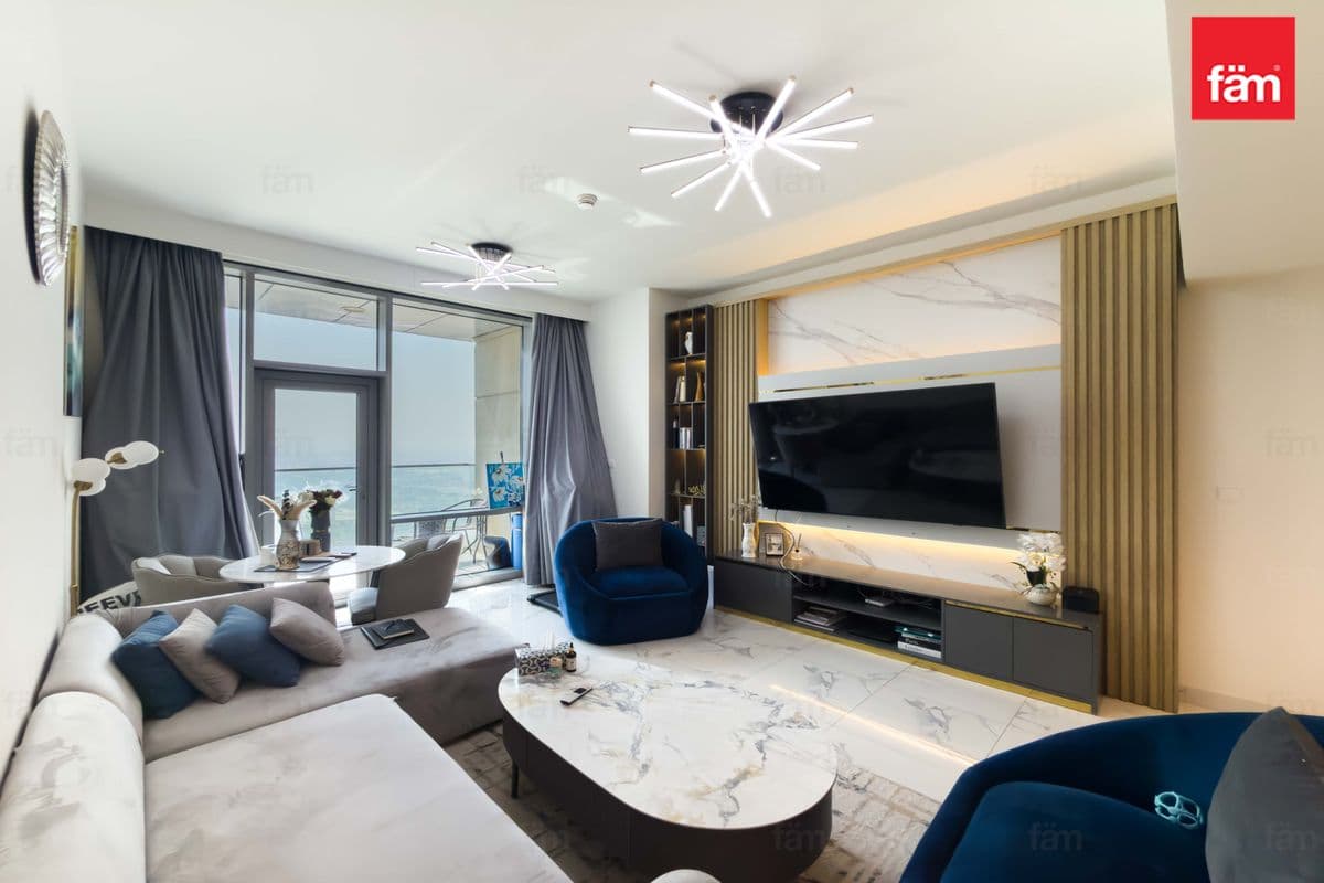 Canal View | Prime Location | Spacious