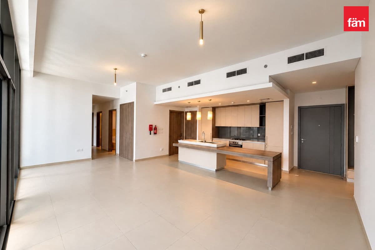3+Maids+Study | Flexible Cheques Option | New
