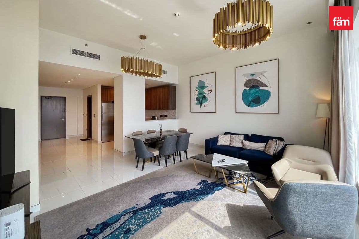 Spacious Layout | Uninterrupted Sea View