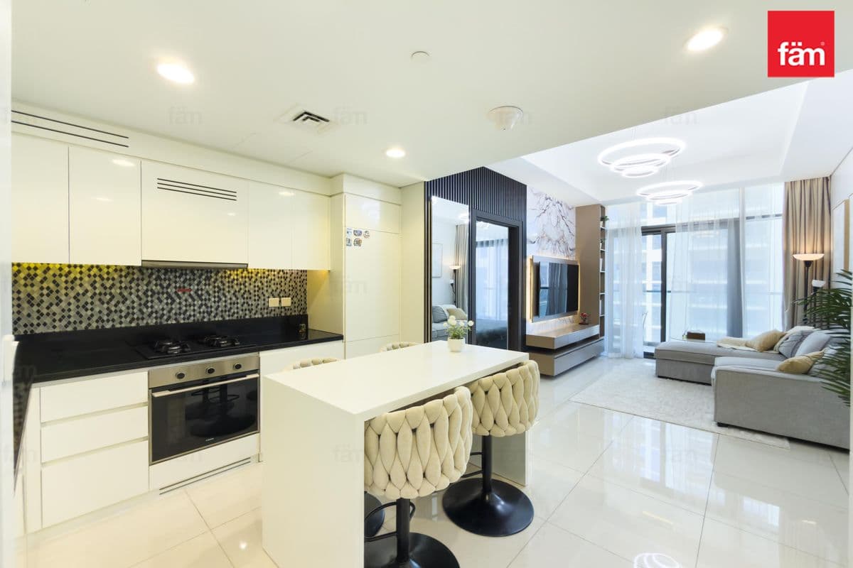 Luxury Furnished | 2br 3 Bath | Ready To Move