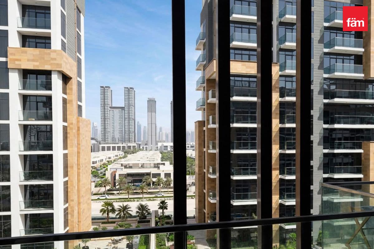 Lagoon View | Unfurnished | Best Azizi Amenities