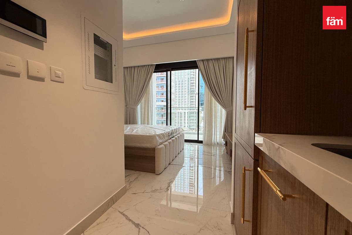 Furnished & Spacious APT | Ready To Move In