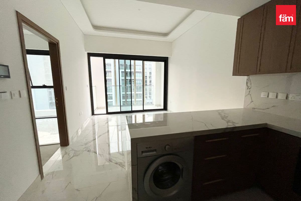 Vacant Soon | Lowest Price | Unfurnished