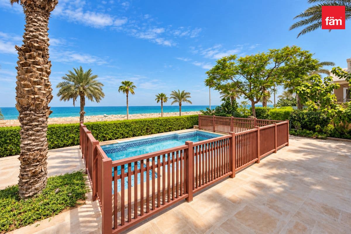 Rare Garden | Full Sea View | Private Cinema