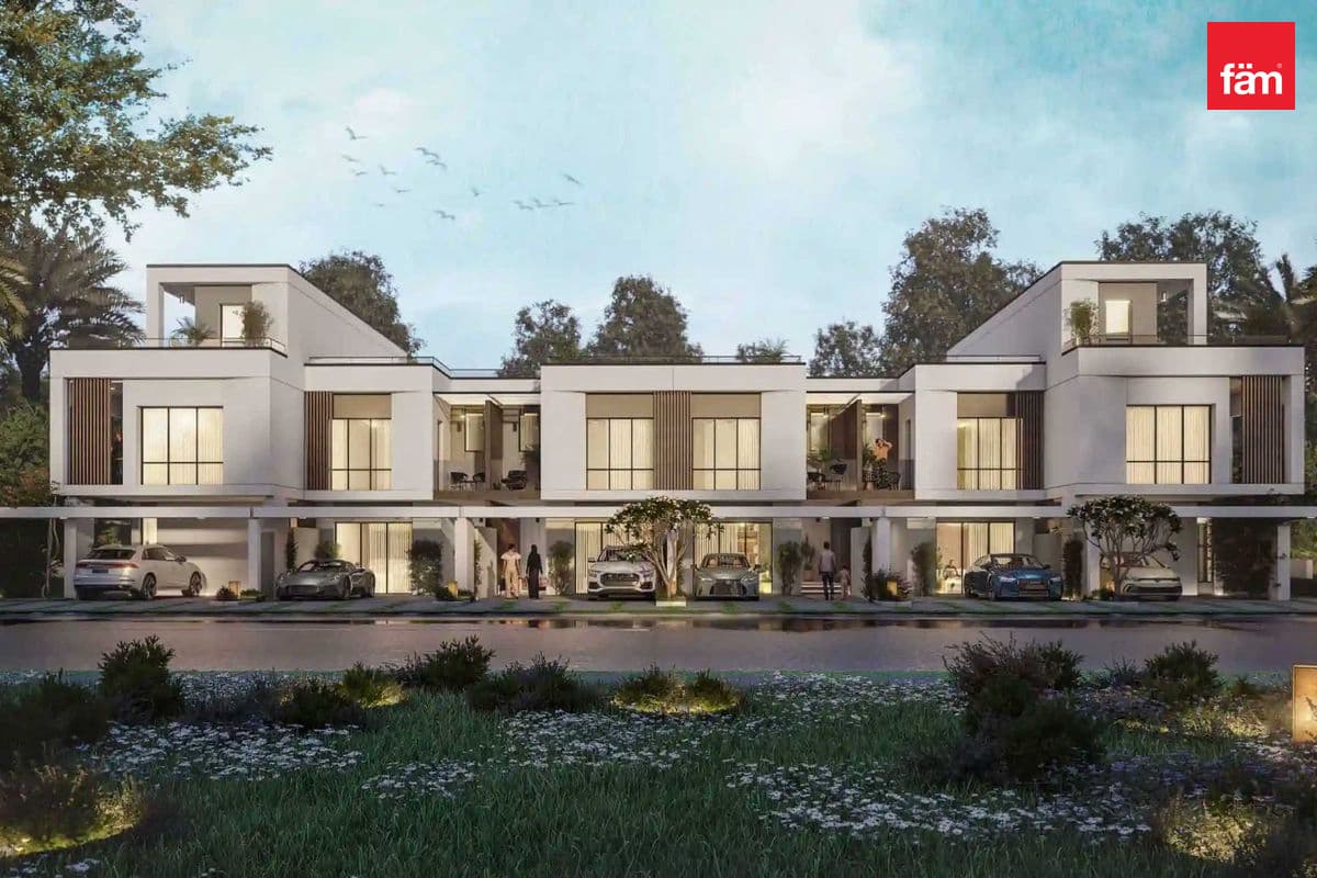 Next To Water Feature | Townhouse | Smart Invest