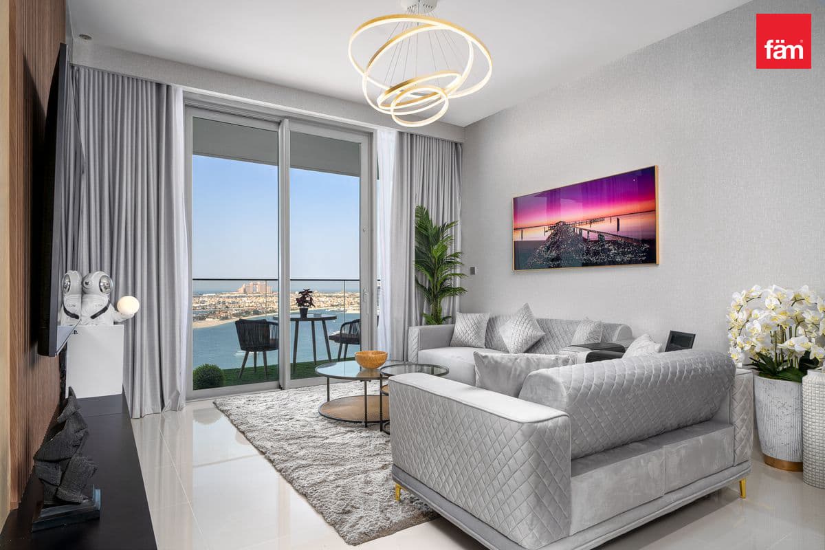Mid Floor I Full Sea & Palm Jumeirah View
