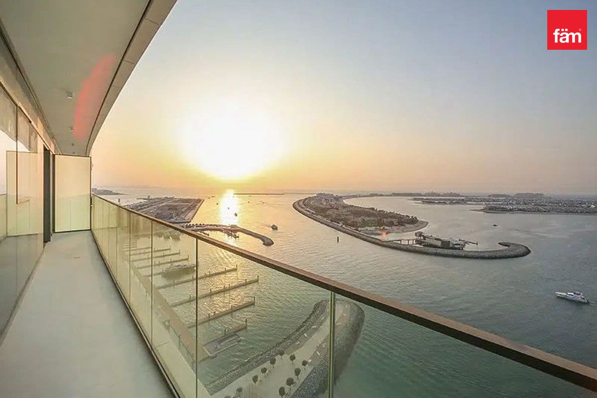 Stunning Unit| Panoramic Sea View | Unfurnished
