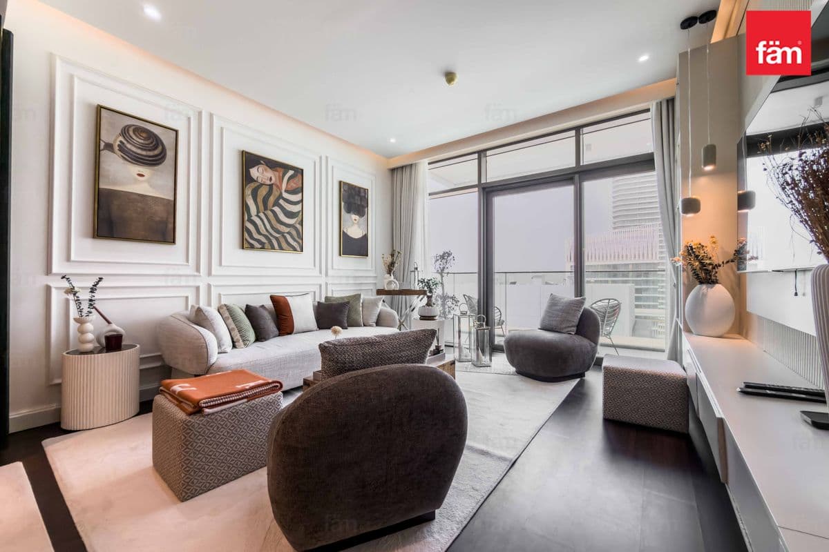 Palm Views | Fully Upgraded | Top Floors
