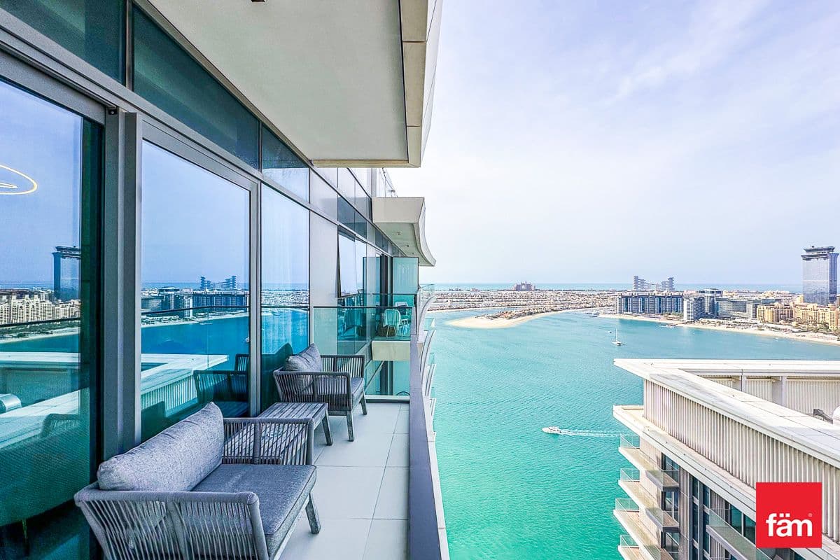 Panoramic Views | High Floor | Private Beach