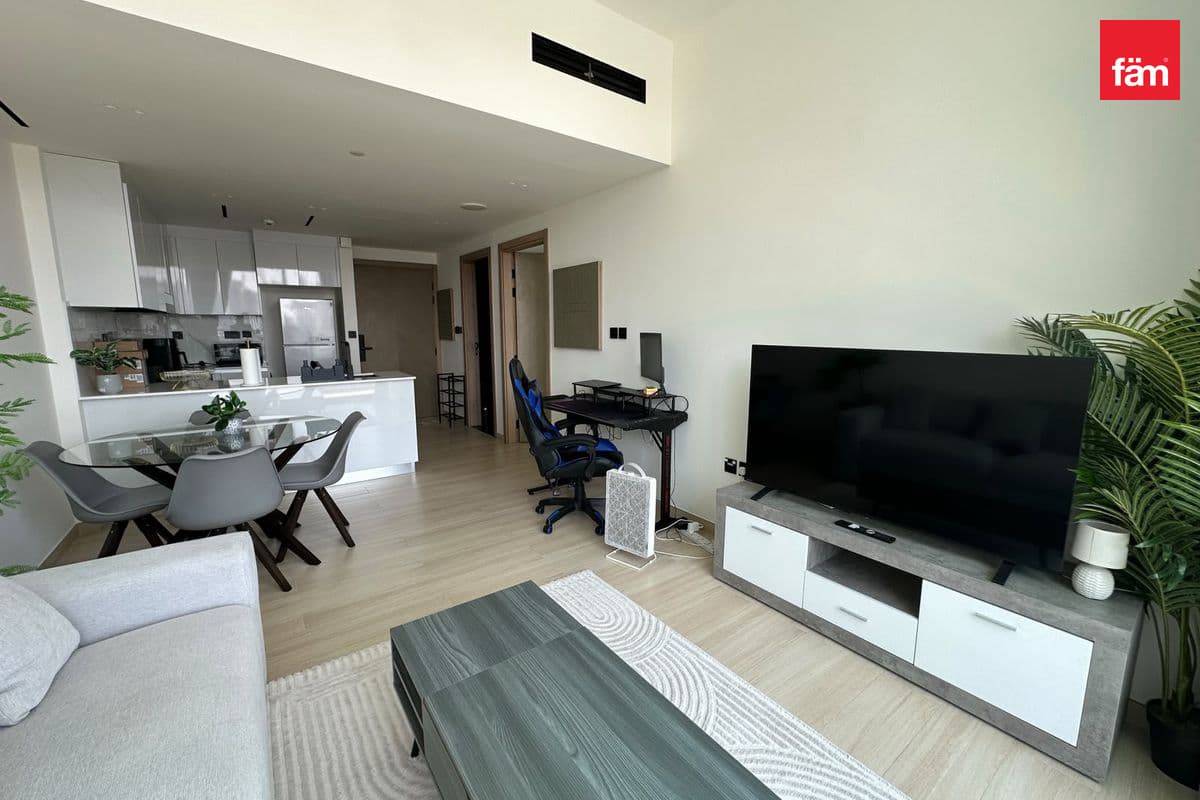 Elegant | Fully Furnished | Pool View