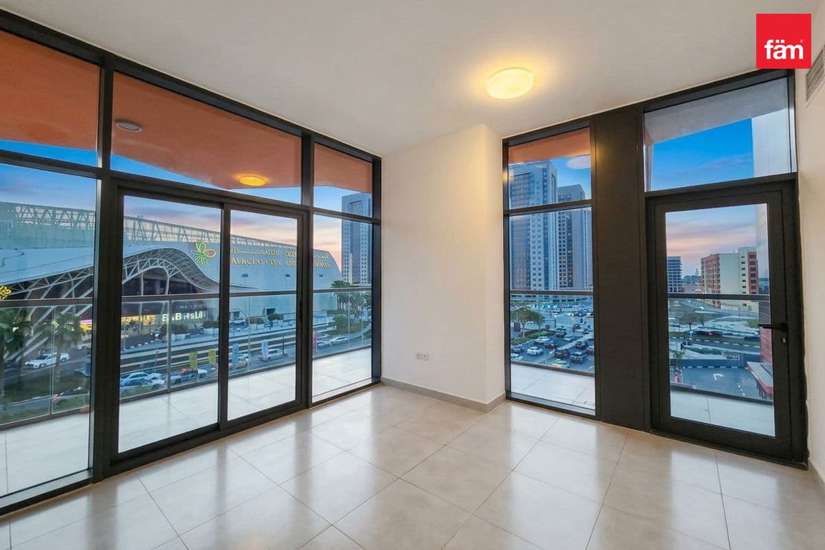 Family Home | Large Layout | Near Silicon Central