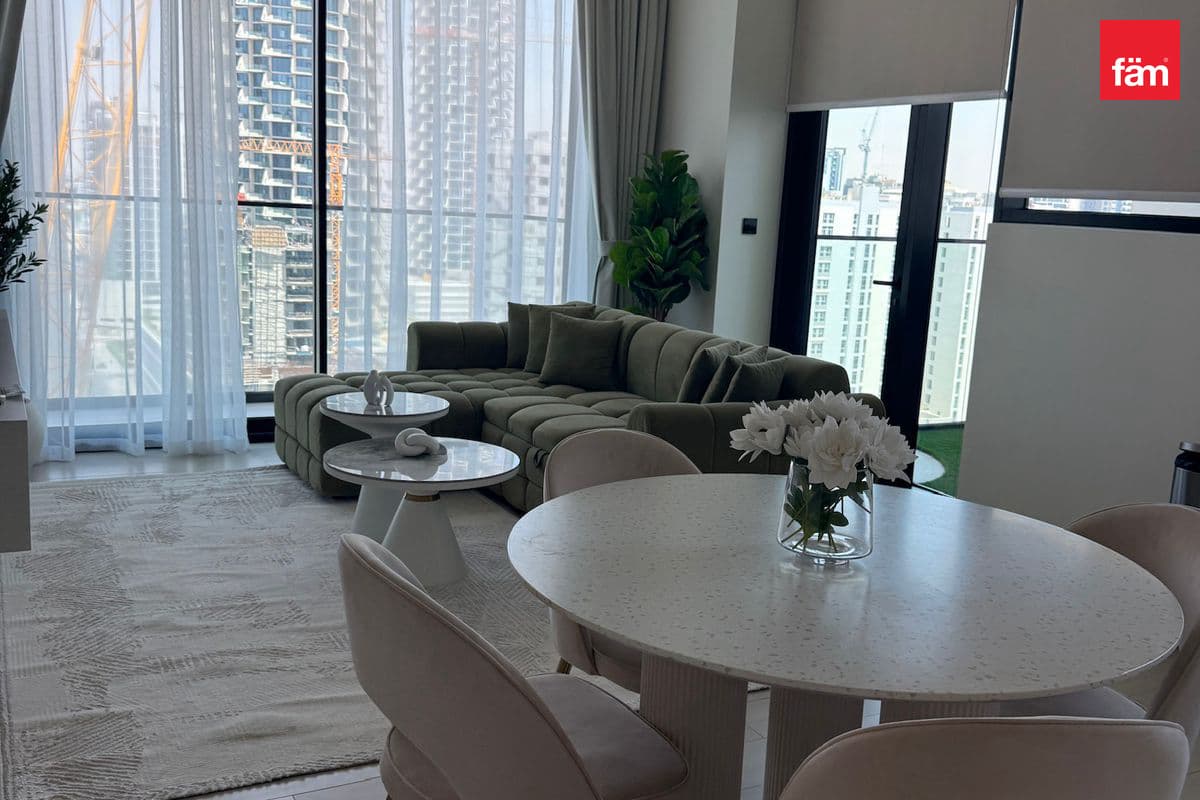 Fully Furnished | Corner Unit | Private Pool