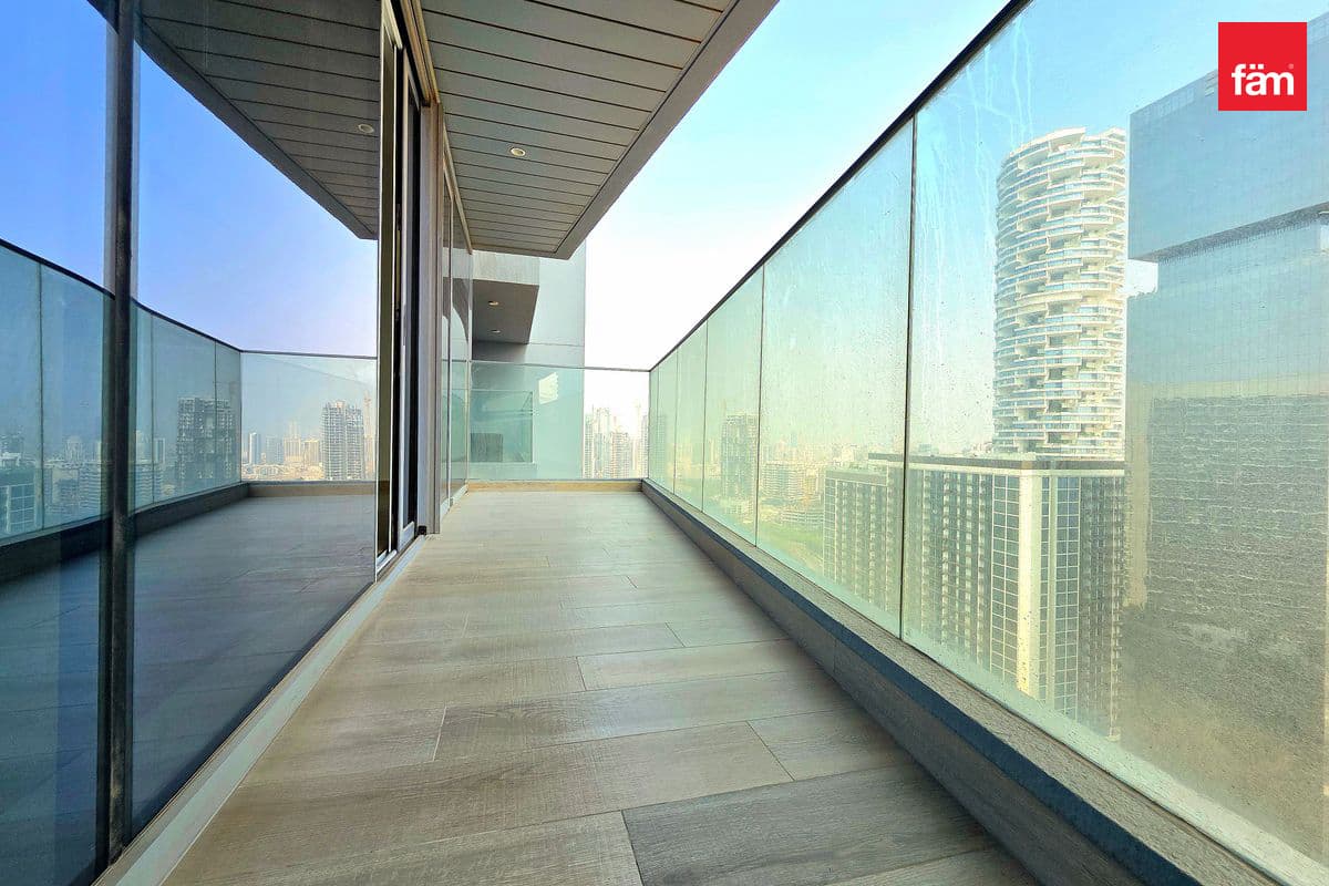 Park View | Good Price | Mid Floor