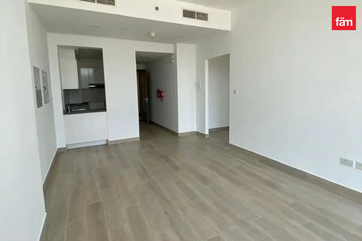 1 Bed | High Floor | Bloom Tower | 6 Cheques |