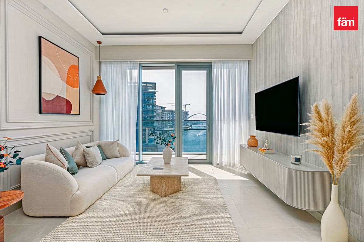 Fully Furnished, Canal View, Great Investment