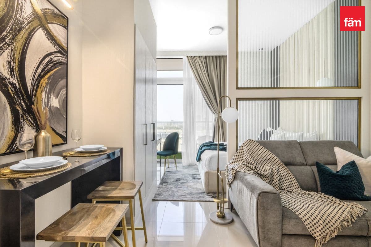 Ready To Move | Studio | Carson Tower B