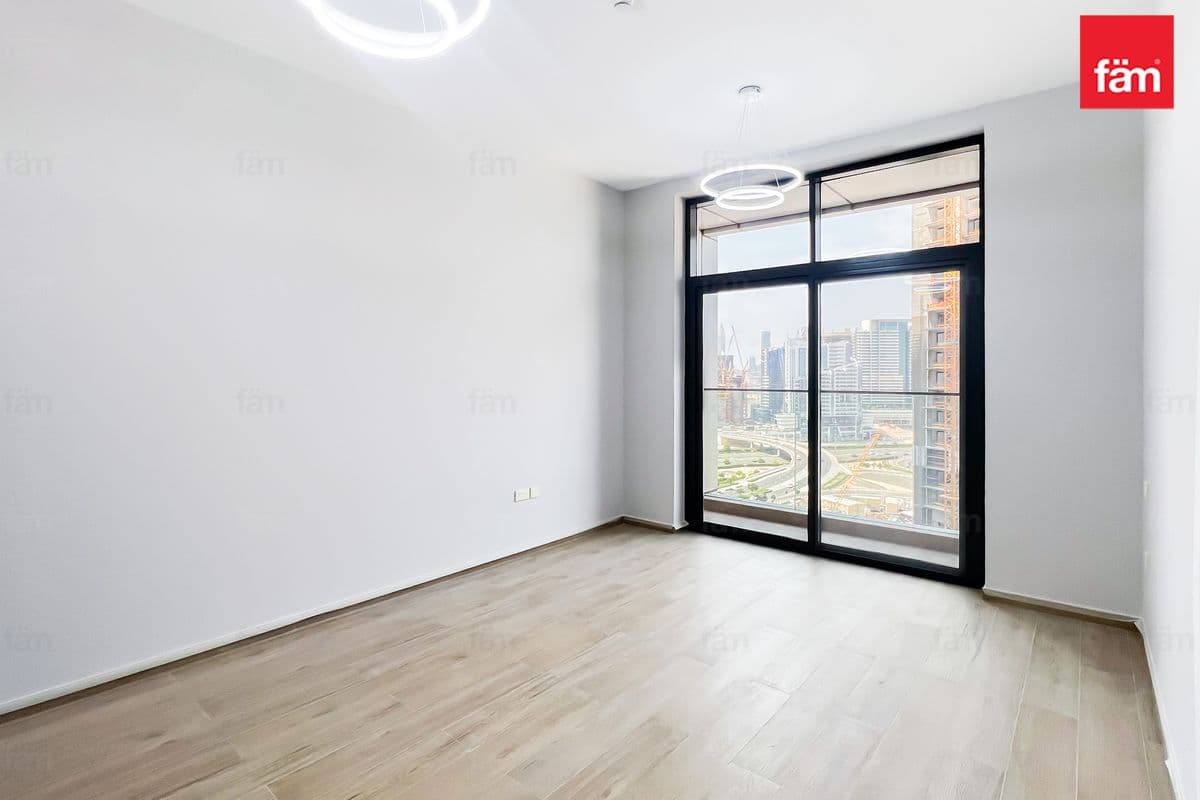 Prime Location | Premium Studio | Padel Court