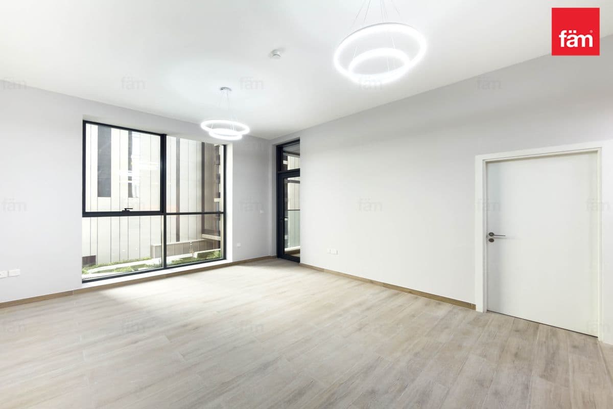 Brand New | Unfurnished | Large Living Room