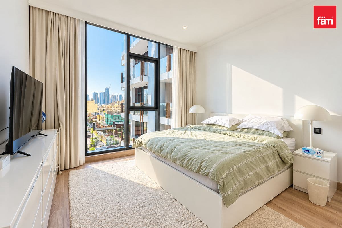 Semi-Furnished I High Floor I Spacious Lay Out
