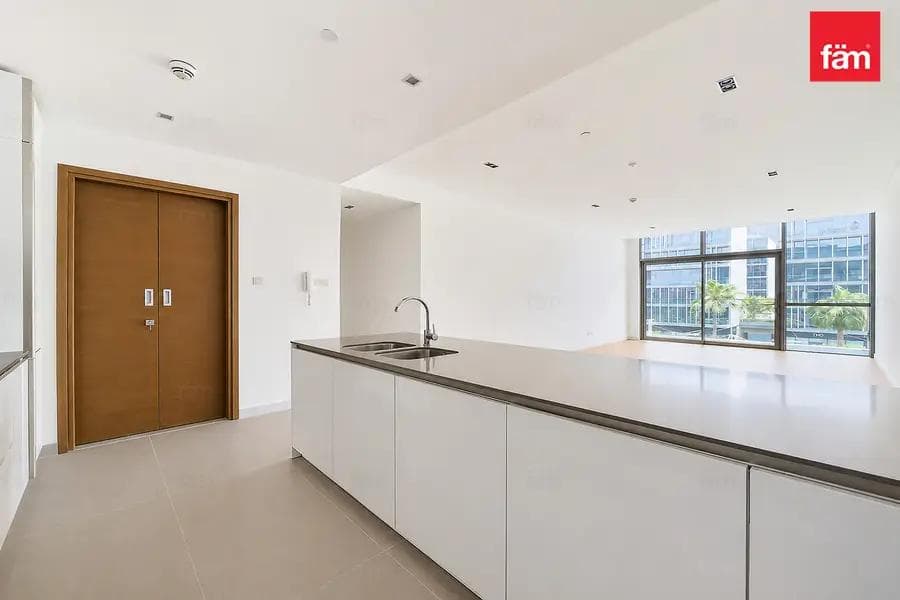 Renovated | Burj And BLVD View | Ready To Move-In