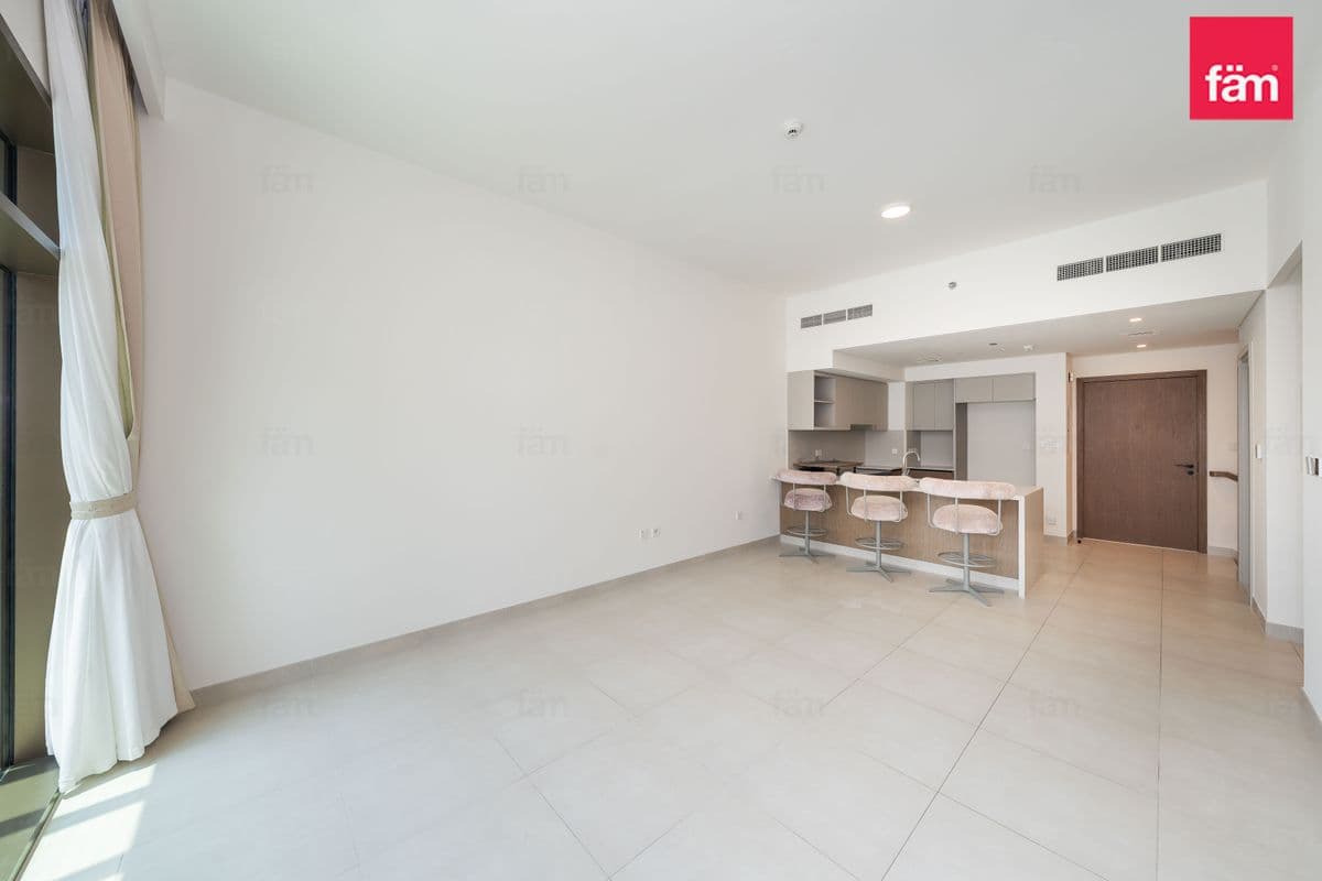 Semi-Furnished | Apartment | Rare Lay-Out
