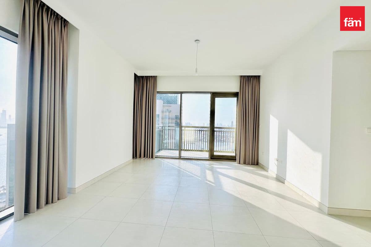 Vacant | High Floor | Prime Location | Canal View