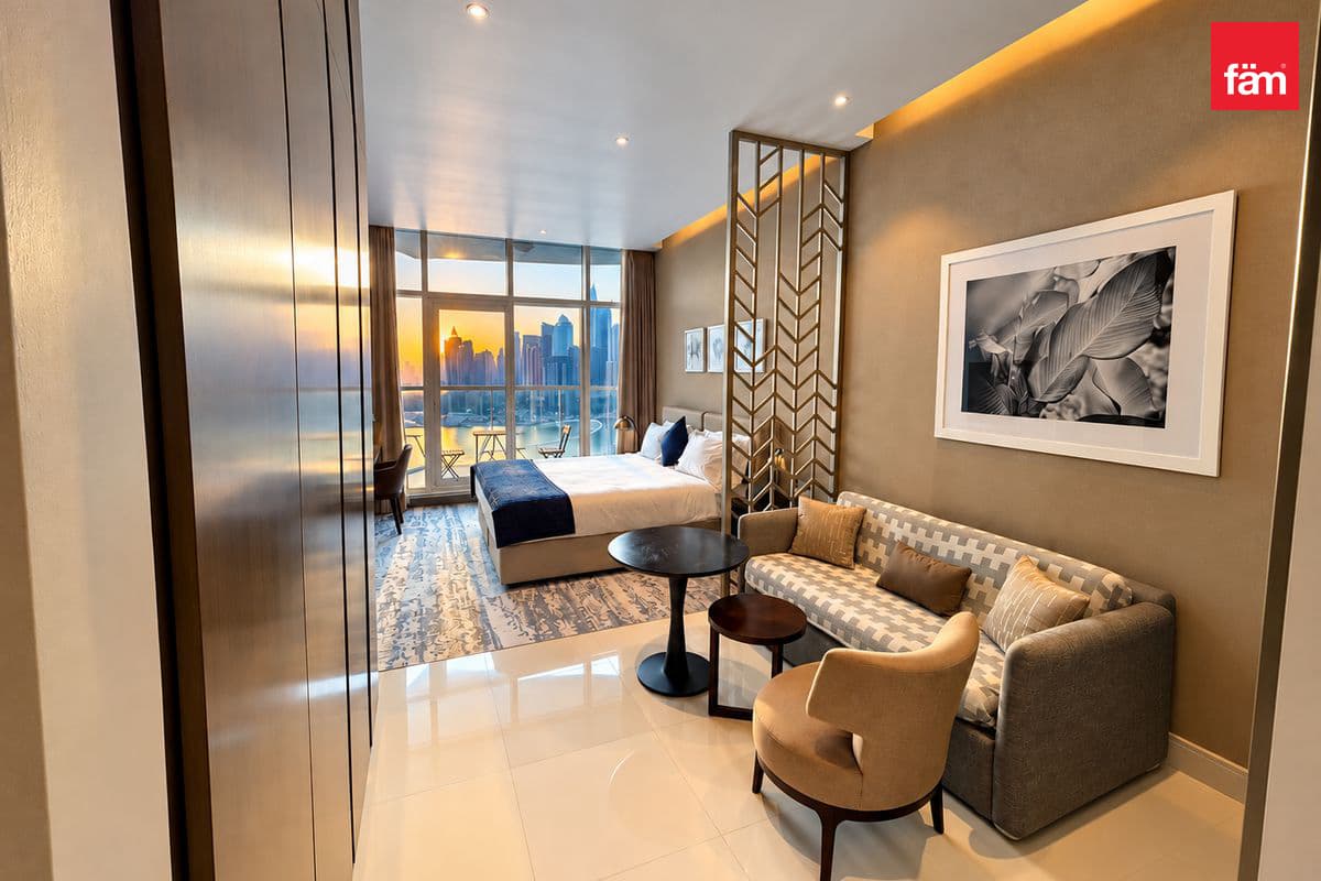 Elegant Studio | Fully Furnished | Full Canal View