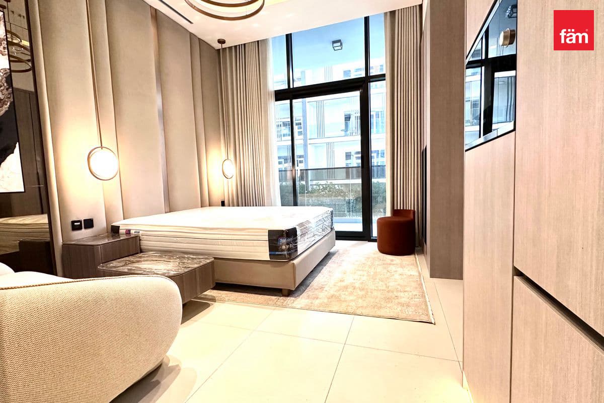 Prime Location I Selling At Original Price I Metro